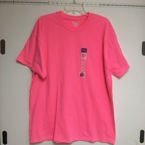 💞 2 for $4 sale (specially priced items must go)💞 Neon pink t-shirt XL